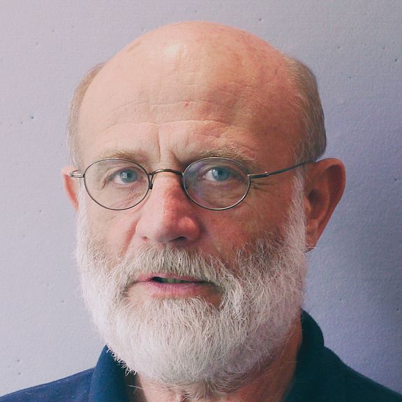 Robert Heuser.jpg 