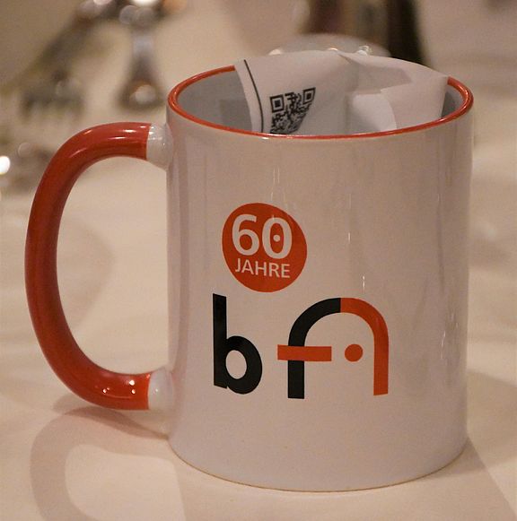 Tasse 60 Jahre BFS-Foto: Robert Heuser